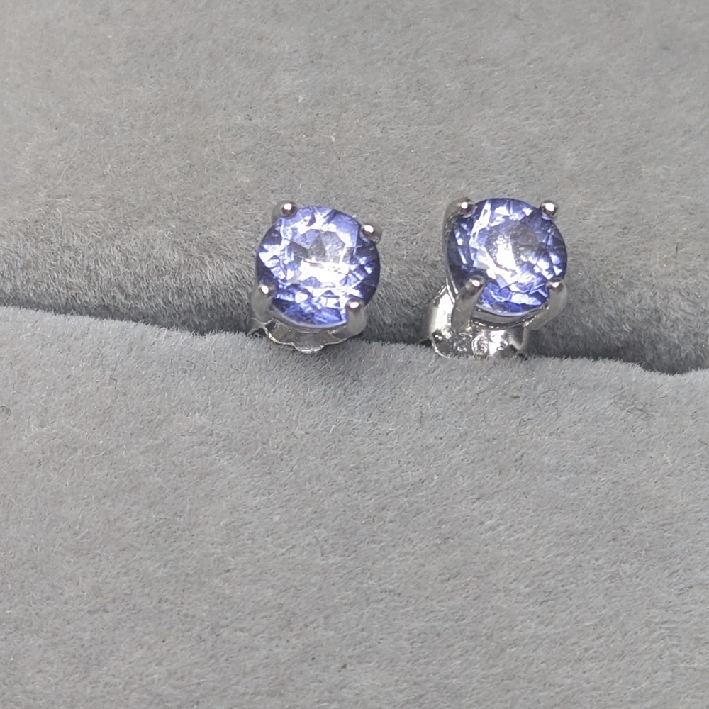 🆕 Sterling Silver Natural Tanzanite Stud Earrings 1CTW Basket 925